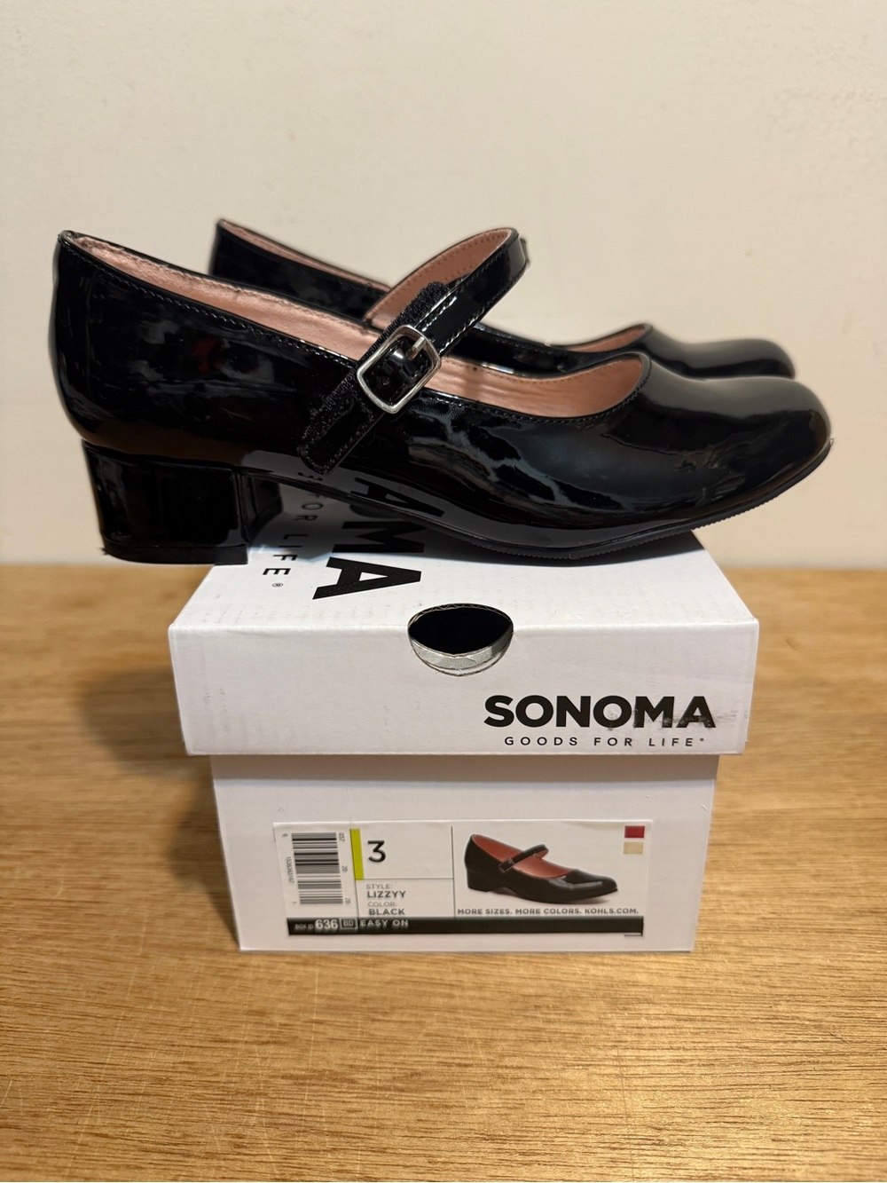 Kids Sonoma Lizzy Patent Leather Mary Jane with Heel Dress Shoes, Holiday